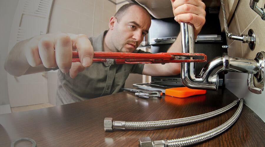 Local annual plumbing maintenance in Mound City, MO